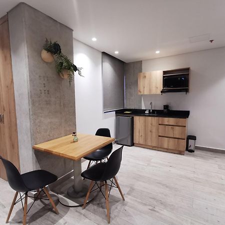 Eutopiq Hotel 메딜린 외부 사진