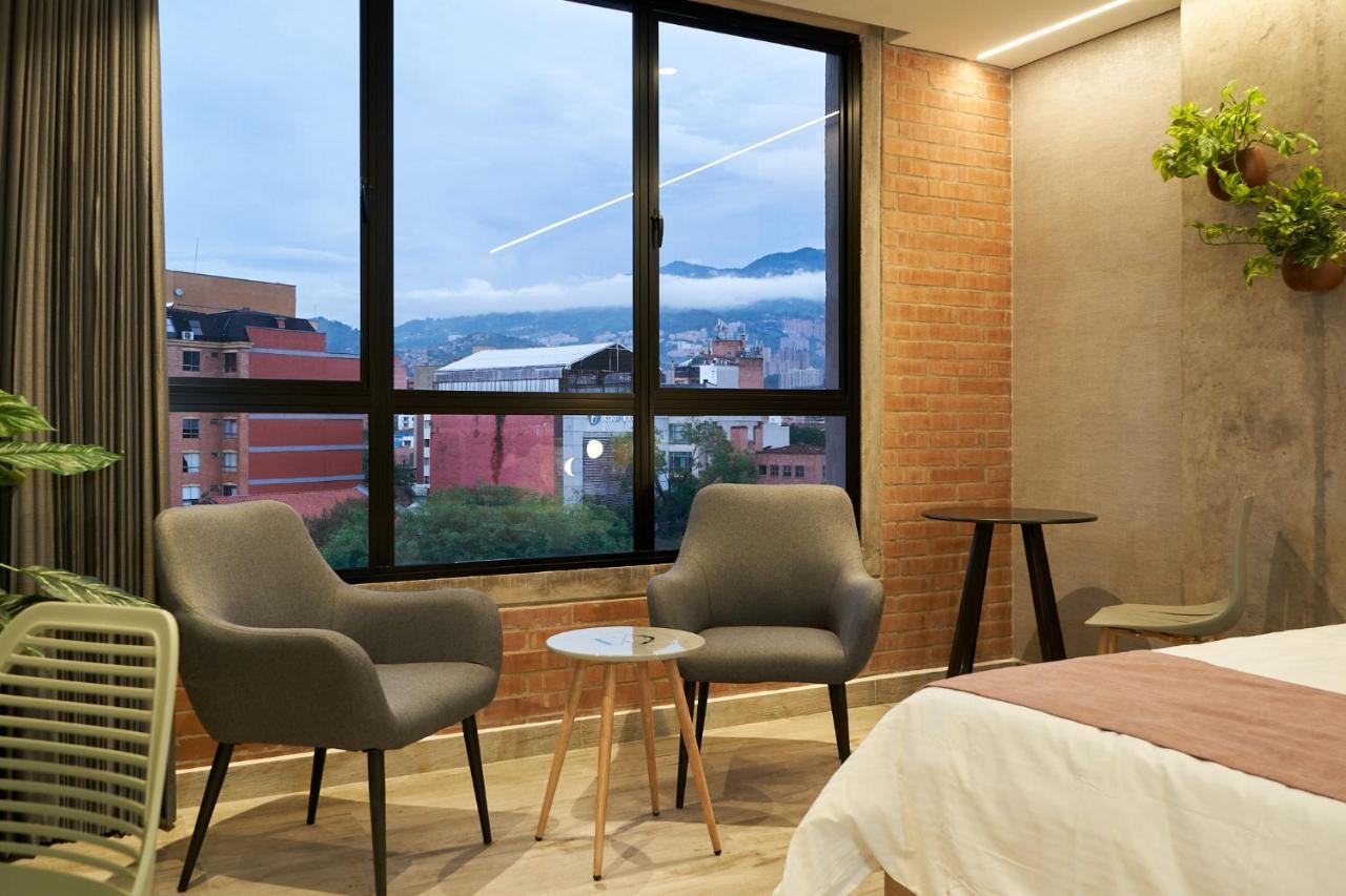 Eutopiq Hotel 메딜린 외부 사진