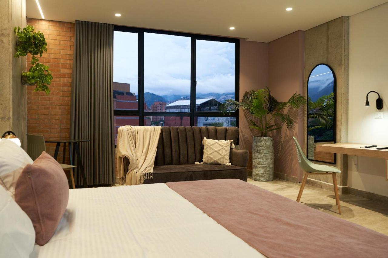 Eutopiq Hotel 메딜린 외부 사진