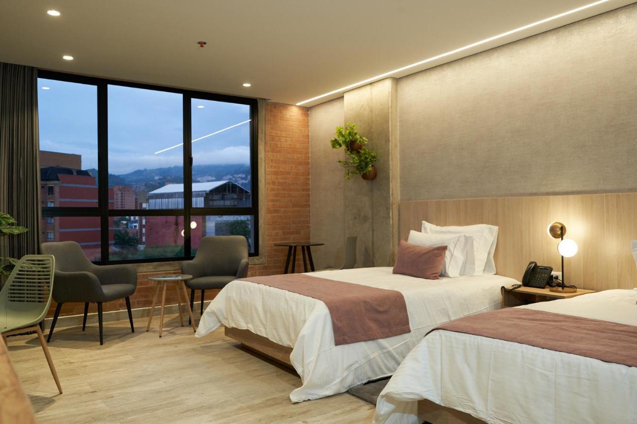 Eutopiq Hotel 메딜린 외부 사진