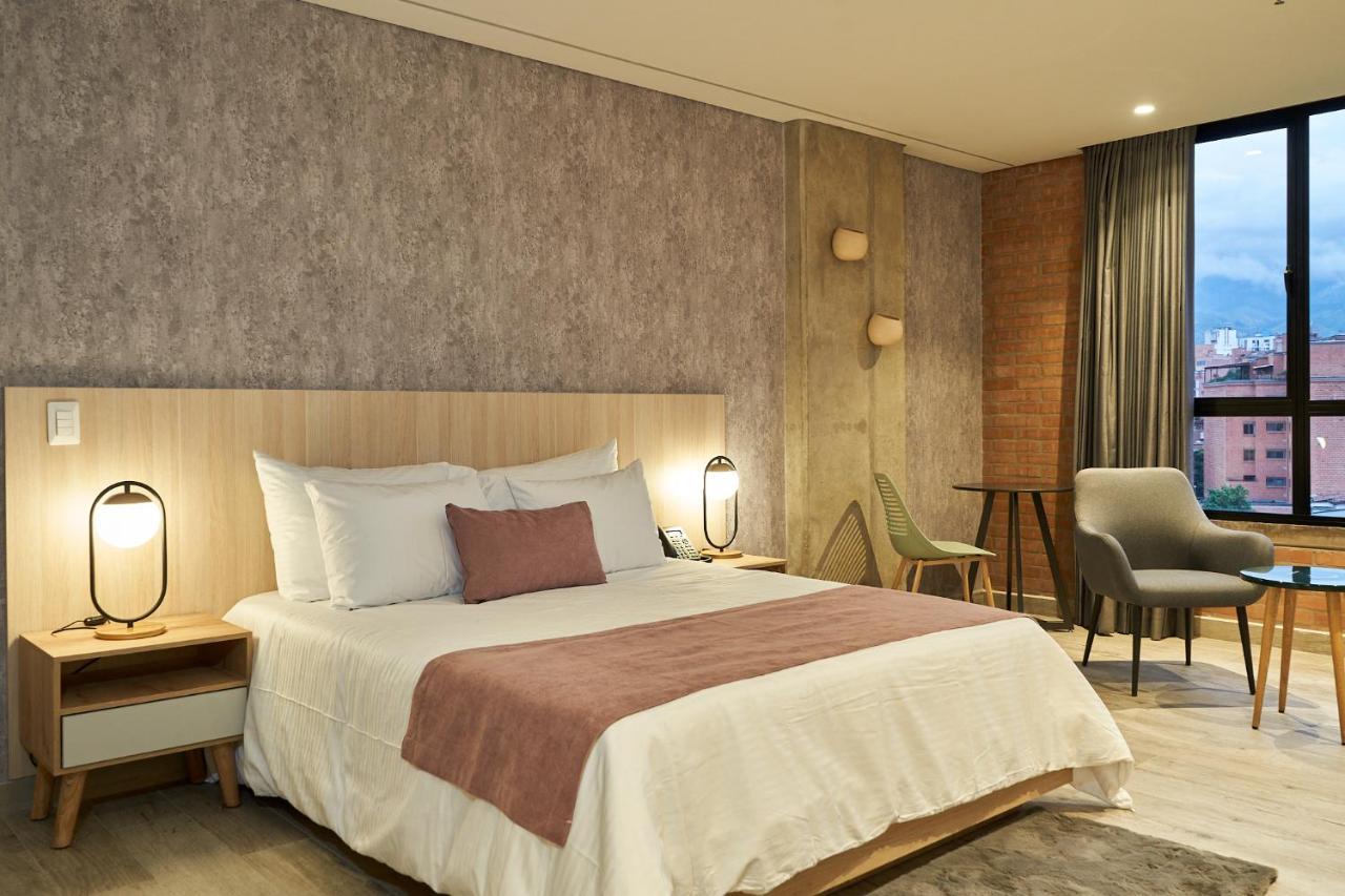 Eutopiq Hotel 메딜린 외부 사진