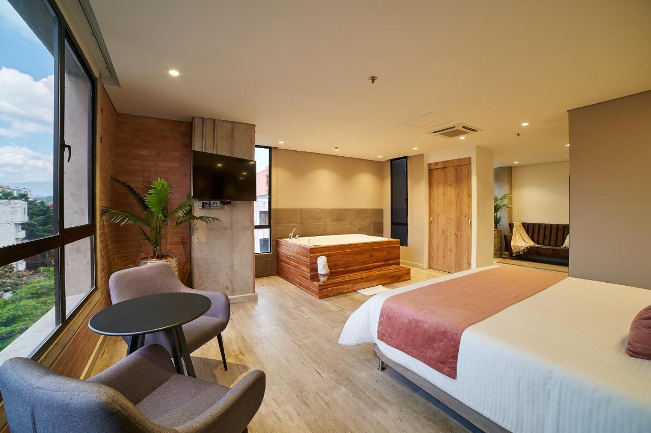 Eutopiq Hotel 메딜린 외부 사진