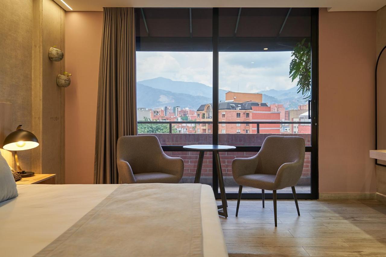 Eutopiq Hotel 메딜린 외부 사진