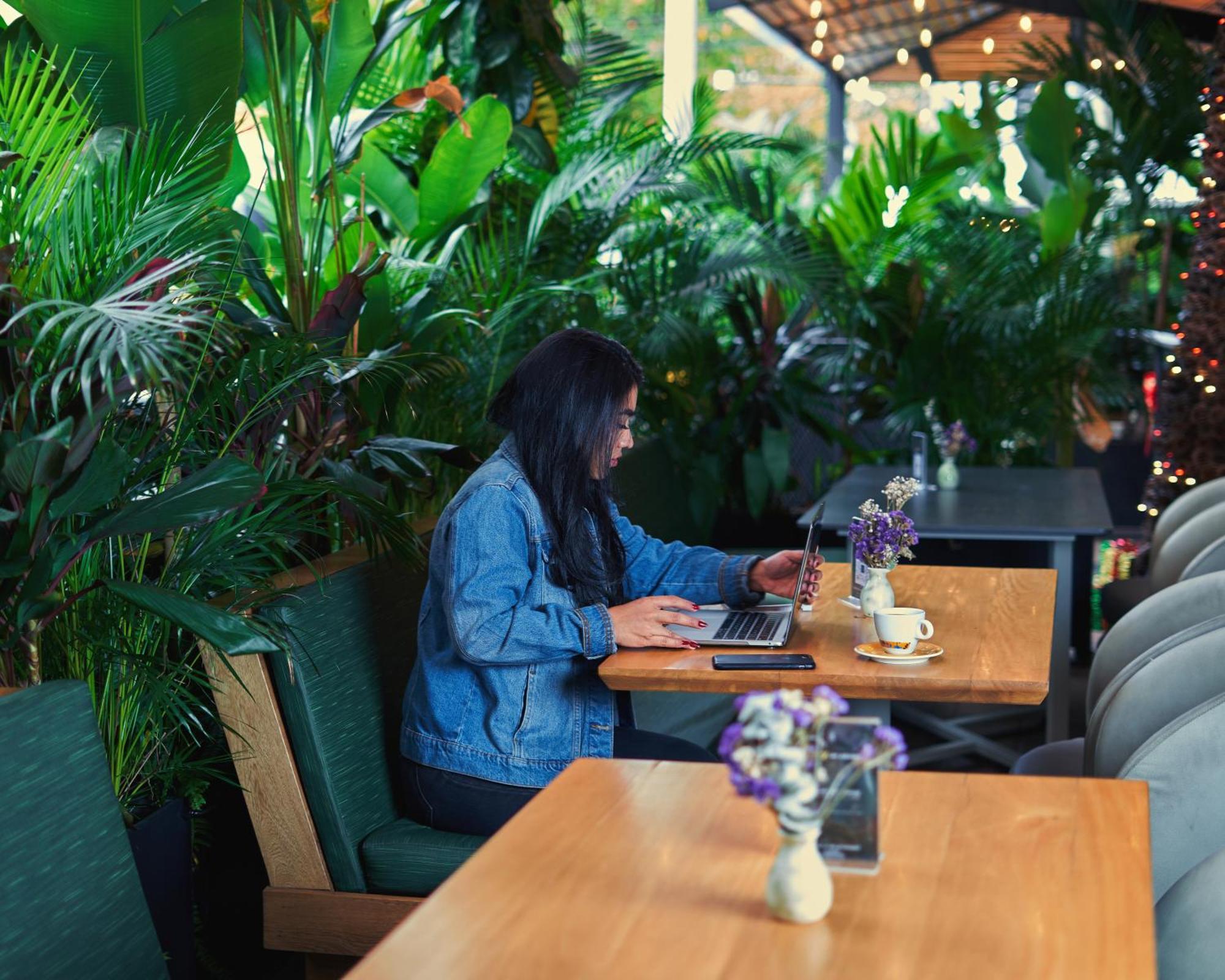 Eutopiq Hotel 메딜린 외부 사진